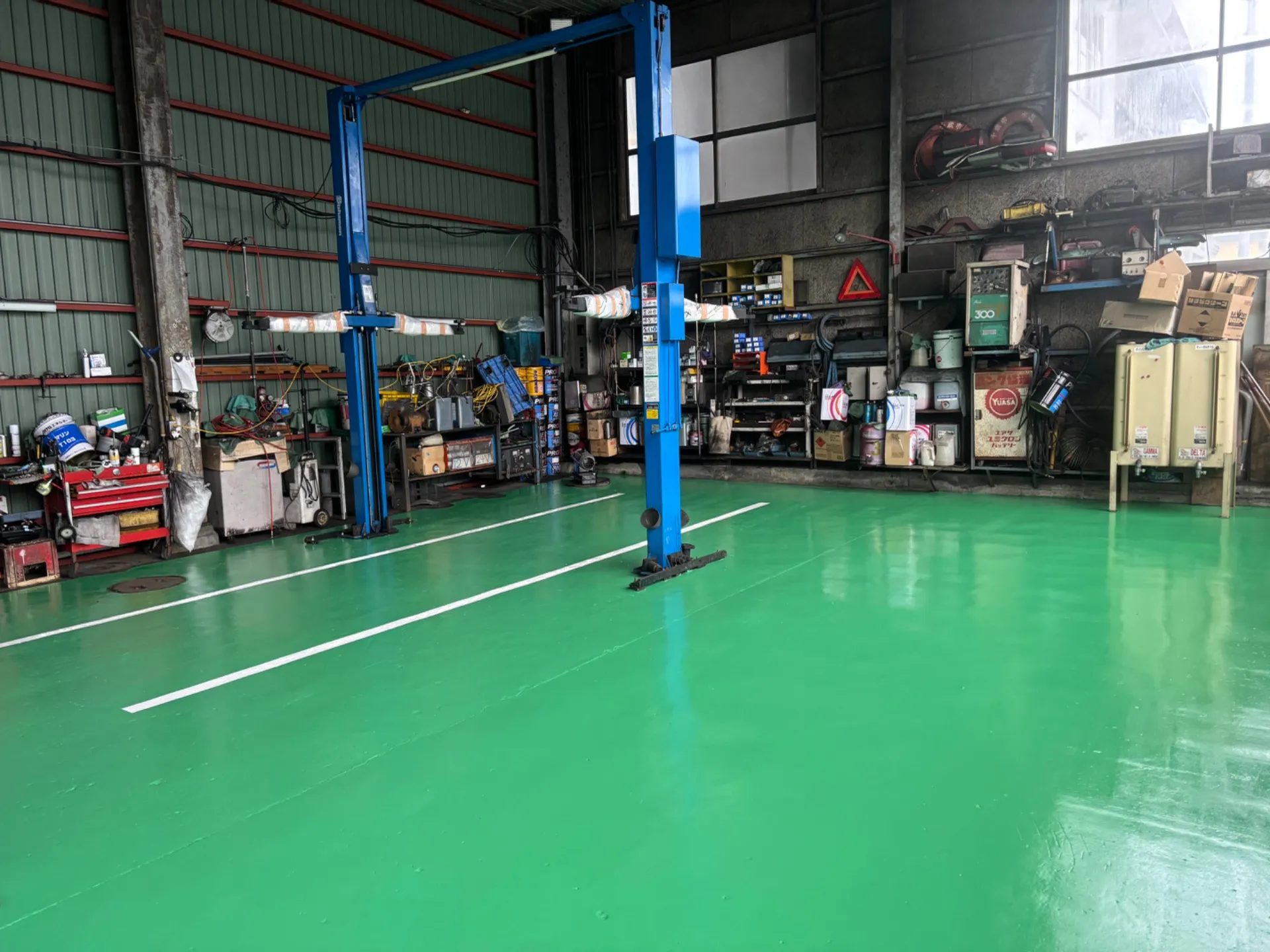 お世話になっている車屋さん